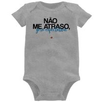 Body Bebê Não me atraso, gero expectativa - Foca na Moda