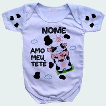 BODY BEBÊ VAQUINHA MÊS ANIVERSÁRIO COM NOME E MÊS DO BEBÊ VER 2º FOTO CÓD 221A