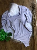 Body branco com manga bufante