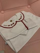 body com bordado feito a mão vermelho body com bordado feito a mão vermelho