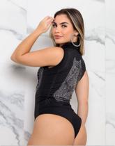 Body Feminino Bory Country Preto Feminino Regata com Pedrarias Boiadeira Bordado nas Costas