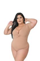 Body Feminino Plus Size Manga Curta Decote Torcido