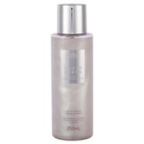 Body Splash Kiss New York Shimmer Collection Silver Queen 250ml Body Splash Kiss New York Shimmer Collection Silver Queen 250ml