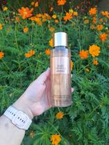 Body Splash Victoria's Secret Bare Vanilla Shimmer 250ml - Original Body Splash Victoria's Secret Bare Vanilla Shimmer 250ml - Original