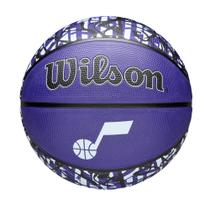 Bola de Basquete Wilson NBA Graffiti Utah Jazz Tamanho 7 - 29,5" Bola de Basquete Wilson NBA Graffiti Utah Jazz Tamanho 7 - 29,5"