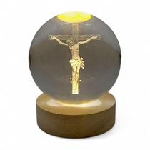 Bola de Cristal Luminárial Jesus Cristo e Base Madeira 8 cm