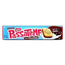 Bolacha biscoito de leite recheado com sabor de chocolare PASSATEMPO - 130g - Nestlé
