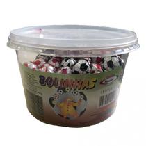 Bolinhas De Chocolate Futebol 500g - Marisbel Bolinhas De Chocolate Futebol 500g - Marisbel
