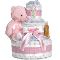 Bolo de Fraldas Lil' Baby Cakes para Menina - Com Ursinho de Pelúcia Bolo de Fraldas Lil' Baby Cakes para Menina - Com Ursinho de Pelúcia