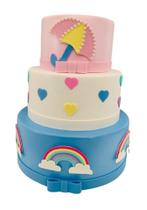 Bolo fake chuva de bençãos 3 andares