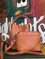 Bolsa Arte Casual Bag Bem Me Quer by Ale Teixeira Bolsa Arte Casual Bag Bem Me Quer by Ale Teixeira