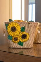 Bolsa Bag Luxo em Palha Girassol Bordado a Mão
