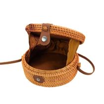 Bolsa Bambu Redonda Feminina Alça Forrada Bolsa Bambu Redonda Feminina Alça Forrada