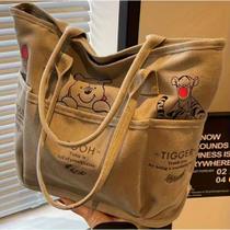 Bolsa Bege E Amarelo Ursinho Pooh Antirroubo De Ombro Reforçada Bolsa Bege E Amarelo Ursinho Pooh Antirroubo De Ombro Reforçada