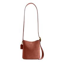 Bolsa Bucket Bleecker em Camurça Coach 21