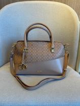 Bolsa classe couro estruturada Bolsa classe couro estruturada