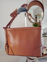 Bolsa de couro legítimo CLASSE- Modelo Croosbody 3313/ COR NOCCIOLA (marrom)