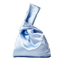 Bolsa de embreagem noturna Anopo Small Satin Japanese Knot, azul claro