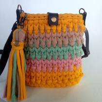 Bolsa de fio de malha.