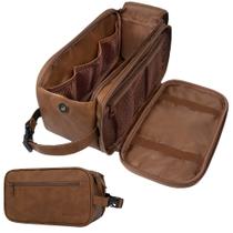 Bolsa de higiene pessoal PAVILIA para homens, kit de barbear Travel Essentials, bolsa de viagem masculina, estojo organizador de produtos de higiene pessoal para higiene pessoal, bolsa de cosméticos resistente à água em couro PU (marrom) Bolsa de higiene pessoal PAVILIA para homens, kit de barbear Travel Essentials, bolsa de viagem masculina, estojo organizador de produtos de higiene pessoal para higiene pessoal, bolsa de cosméticos resistente à água em couro PU (marrom)