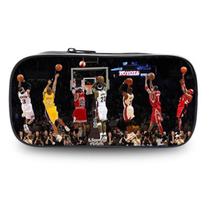 Bolsa de lápis Kobes Bryants James Irving Anime Pencil Box Big C Bolsa de lápis Kobes Bryants James Irving Anime Pencil Box Big C