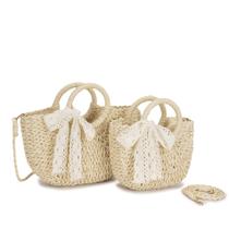 Bolsa de Mão Feminina em Palha com Laço de Renda e Alça Longa Removível Delicada, Versátil e Charm