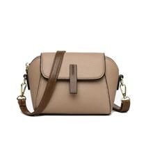 Bolsa de Ombro Feminina Casual em PU - Couro Sintético, Cor Sólida, Modelo Flap Bolsa de Ombro Feminina Casual em PU - Couro Sintético, Cor Sólida, Modelo Flap