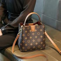 Bolsa de Ombro Feminina de Luxo - Bolsa Crossbody para Viagem IMJK