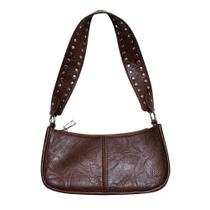Bolsa de ombro GETERUUV Y2k Retro Studed Crossbody em couro vermelho Bolsa de ombro GETERUUV Y2k Retro Studed Crossbody em couro vermelho