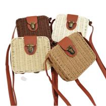 Bolsa de Palha quadrada blogueirinha com forro interno e alça Bolsa de Palha quadrada blogueirinha com forro interno e alça