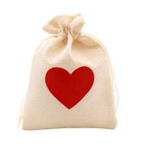 Bolsa de presente, pacote com 50 unidades, estilo linho bege com estampa de coração vermelho Bolsa de presente, pacote com 50 unidades, estilo linho bege com estampa de coração vermelho