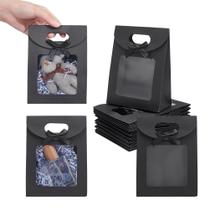 Bolsa de Regalo NBEADS de Papel Kraft Negro con Ventana 24 Piezas Bolsa de Regalo NBEADS de Papel Kraft Negro con Ventana 24 Piezas