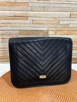 Bolsa Elegance V Matelassê Preta