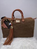 Bolsa em Couro Macio Feminina Baú Cor Caramelo Camurça Glória Lisboa Bolsa em Couro Macio Feminina Baú Cor Caramelo Camurça Glória Lisboa
