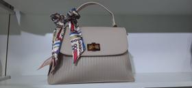 Bolsa em material Sintético Marcia Bolsa em material Sintético Marcia