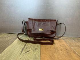 Bolsa Envelope Smart de Couro Feminina Amarelle - Único