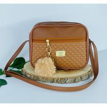 Bolsa Feminina Alça Transversal Tira Colo Estampa Moderna Com Pompom Cor:Caramelo