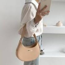 Bolsa Feminina Baguete Meia Lua Nude Alça de Ombro
