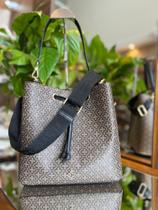 Bolsa feminina capodarte bege/preto monograma Bolsa feminina capodarte bege/preto monograma