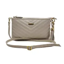 Bolsa Feminina com Alça de Ombro Couro Legítimo Alça Regulável Forro Cetim Bolsa Feminina com Alça de Ombro Couro Legítimo Alça Regulável Forro Cetim