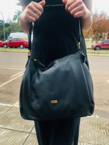 Bolsa feminina couro legítimo, marca Ongaratto, alça de mão e tiracolo Bolsa feminina couro legítimo, marca Ongaratto, alça de mão e tiracolo