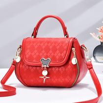 Bolsa feminina de luxo em couro genuíno com design elegante e acabamento sofisticado Bolsa feminina de luxo em couro genuíno com design elegante e acabamento sofisticado