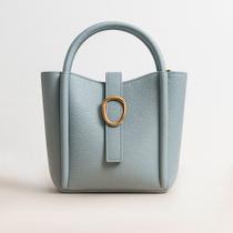 Bolsa Feminina de Mão Estruturada com Fecho Magnético e Design Sofisticado Bolsa Feminina de Mão Estruturada com Fecho Magnético e Design Sofisticado