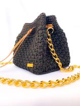 Bolsa Feminina de Ombro de Crochê Estilo Saco DEMOCRATIKA