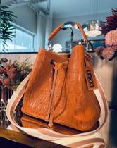 Bolsa feminina de uso pessoal Bolsa feminina de uso pessoal