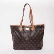 Bolsa feminina em monograma