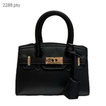 Bolsa Feminina Inspiração Luxo Pequena com Alça Transversal e de Mão 2288 Cor:Preta