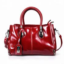 BOLSA FEMININA LEVE MODERNA ELEGANTE E CASUAL P/ USO DIÁRIO Cor:Vinho BOLSA FEMININA LEVE MODERNA ELEGANTE E CASUAL P/ USO DIÁRIO Cor:Vinho