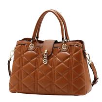 Bolsa Feminina Mão Transversal Matelassê Ajustável Chenson