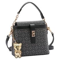 Bolsa Feminina Monograma Cristal Mão Chenson Bolsa Feminina Monograma Cristal Mão Chenson
